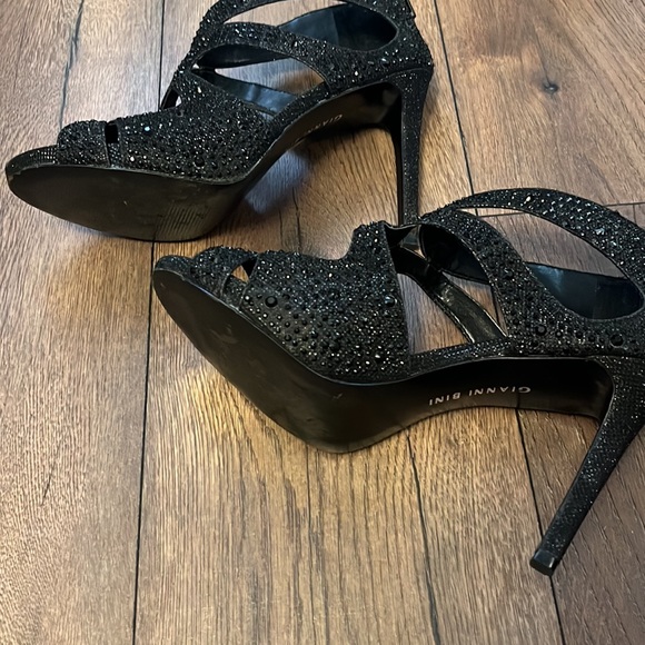 Gianni Bini black studded high heels size 10 - Picture 6 of 6